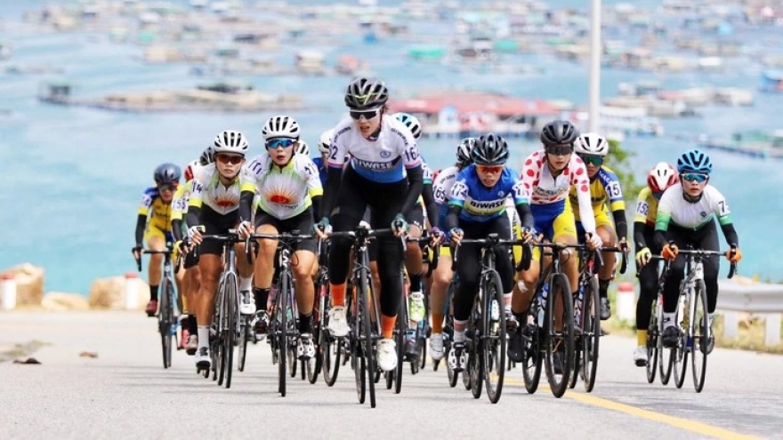 23 leading teams to race at HCM City International Women’s Cycling Tournament